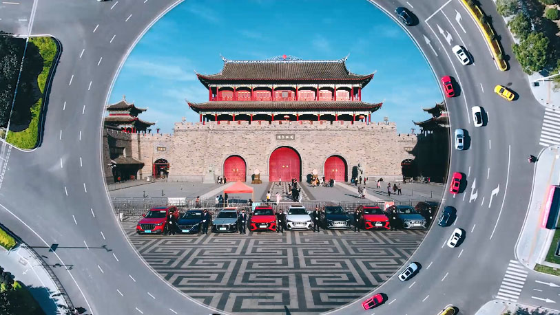 華奧集團榮膺第八屆絲綢之路國際電影節“明星嘉賓接待指定用車”